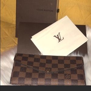 ✔️sold✔️ Sarah wallet